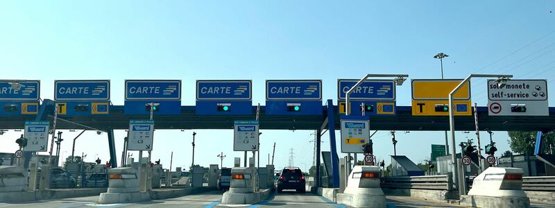 In Italien soll es bei Verspätungen wegen Autobahn-Baustellen jetzt Geld zurückgeben. (Archivfoto) - Foto: Christoph Sator/dpa
