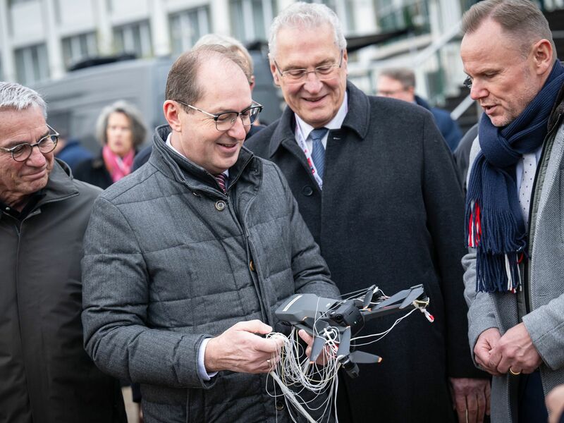 Auch die Innenministerien der Länder haben bereits Kapazitäten zur Abwehr von Drohnen aufgebaut.  - Foto: Sina Schuldt/dpa