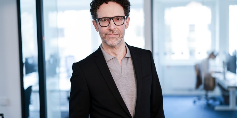Vertriebsleiter Christopher Höpfner zum Prokuristen der dpa ernannt - Foto: presseportal.de