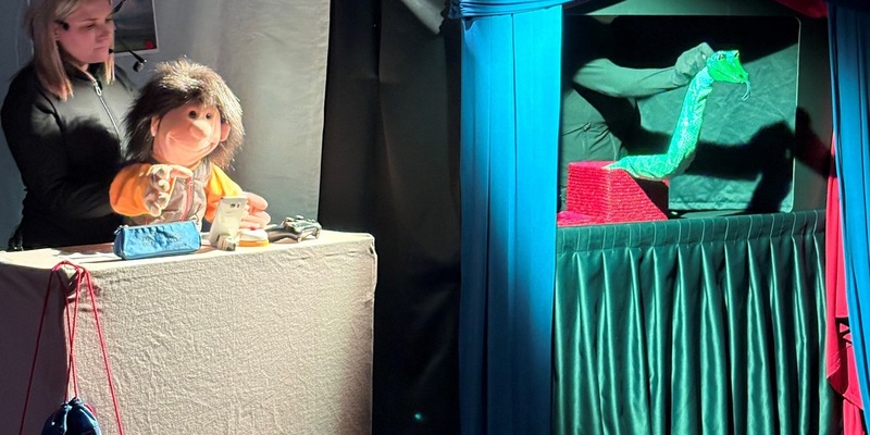 POL-HK: Walsrode: Theaterstück stärkt Medienkompetenz - die Präventionspuppenbühne war in der Stadt - Foto: presseportal.de