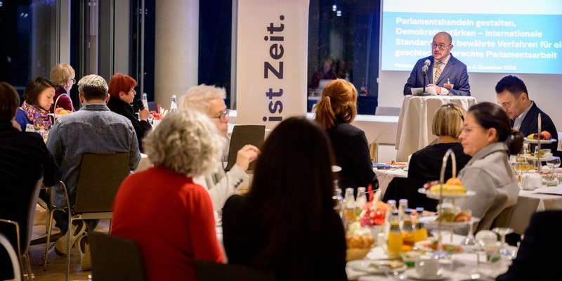 Parlamentshandeln gestalten, Demokratie stärken / OSZE und Bundesstiftung Gleichstellung stellen internationale Standards und bewährte Verfahren für geschlechtergerechte Parlamentsarbeit vor - Foto: presseportal.de