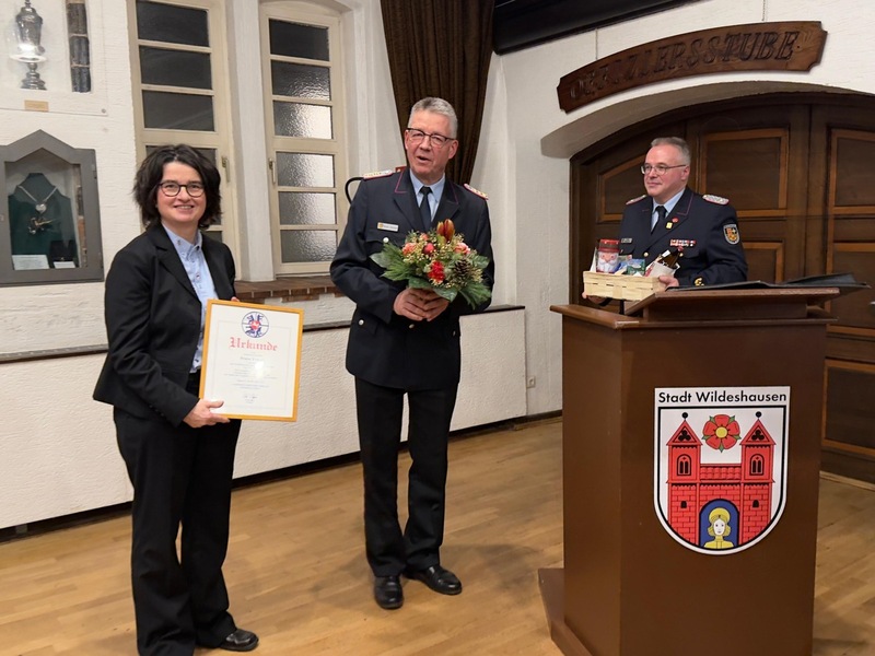 FW-OLL: Kameradschaftlicher Weihnachtsabend des Kreisfeuerwehrverbandes im historischen Rathausssaal in Wildeshausen - Foto: presseportal.de