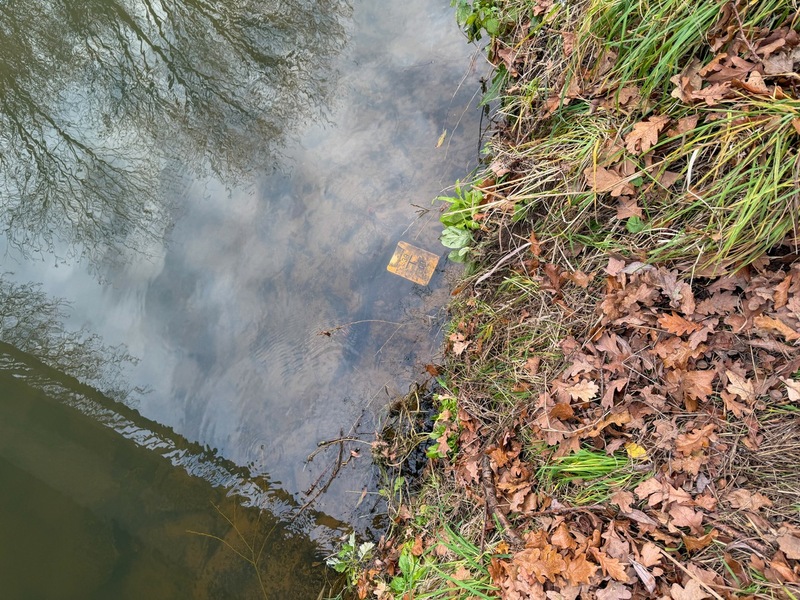 FW Flotwedel: Unklare Gewässerverunreinigung sorgt für Einsatz in Bröckel - Foto: presseportal.de