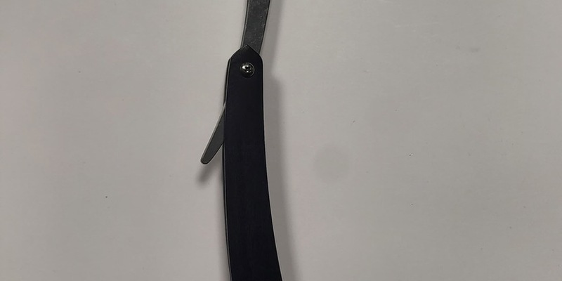 BPOL-HH: Alkoholisierter Aggressor bedroht Fahrgast (m.89) mit einem Rasiermesser in Hamburger S-Bahn - Vorläufige Festnahme durch Bundespolizei- - Foto: presseportal.de