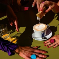 Genuss macht uns lebendig- Lavazza präsentiert den neuen Kalender 2026 von Alex Webb / Die Essenz der Italianità feiert Premiere auf der Art Basel Miami Beach - Foto: presseportal.de