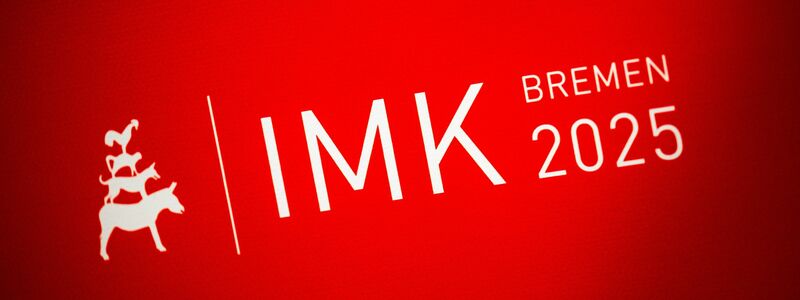 Bei der Innenministerkonferenz in Bremen wurde über zahlreiche Themen gesprochen - auch über den Umgang mit privatem Silvesterfeuerwerk.  - Foto: Sina Schuldt/dpa