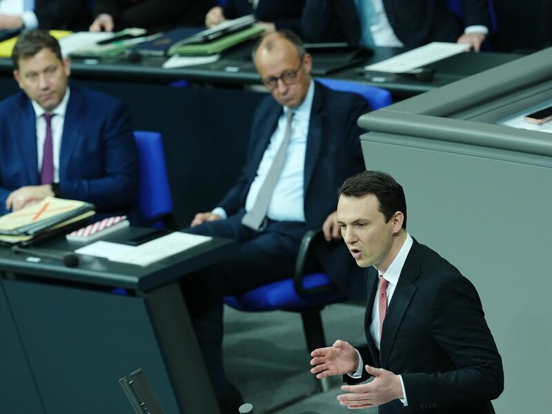 Der Chef der Jungen Gruppe in der Unionsfraktion, Reddig, will nicht zustimmen. - Foto: Kay Nietfeld/dpa