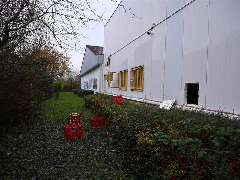 POL-NE: Unbekannte brechen in Getränkemarkt ein - Ermittler bitten um Hinweise aus der Bevölkerung - Foto: presseportal.de