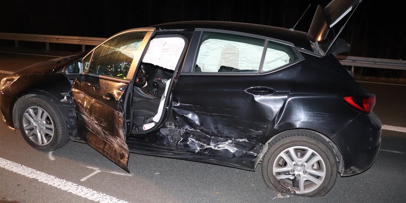 POL-HX: Unfall mit 25.000 Euro Schaden auf der B239 - Foto: presseportal.de