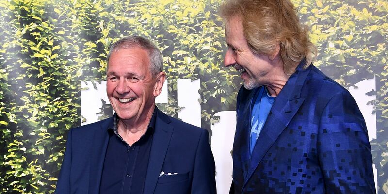 Die beiden Moderatoren Fritz Egner und Thomas Gottschalk verbindet eine lange Freundschaft. (Archivbild) - Foto: Britta Pedersen/dpa-Zentralbild/dpa