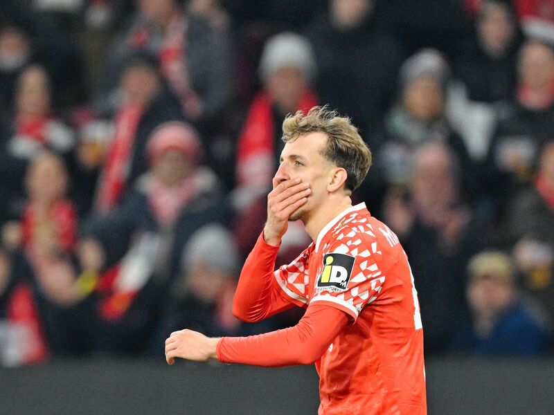 Rückte für ein Spiel in den Fokus: Der Mainzer Interimstrainer Benjamin Hoffmann.  - Foto: Uwe Anspach/dpa