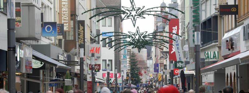 Das Weihnachtsgeschäft ist für den Einzelhandel eine besonders wichtige Zeit. (Symbolbild) - Foto: Thomas Frey/dpa