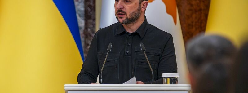 Selenskyj entlässt Jermak auch aus Sicherheitsrat. - Foto: Dan Bashakov/AP/dpa