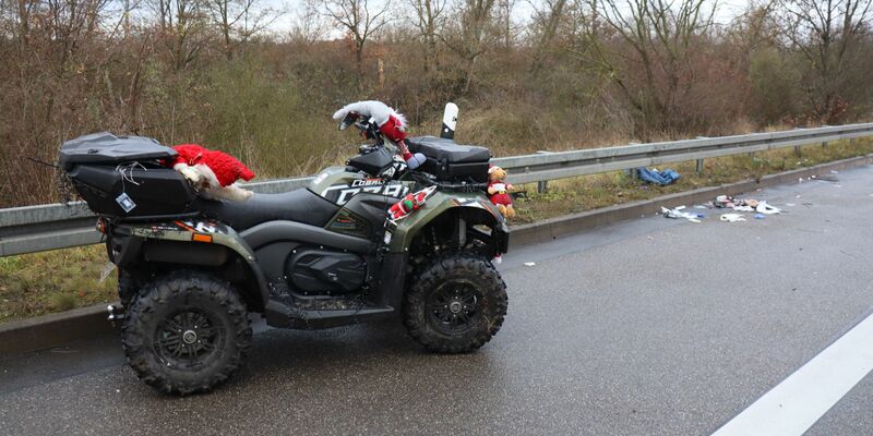 Laut Polizei könnte ein technischer Defekt die Ursache des Unfalls sein. - Foto: René Priebe/PR-Video/dpa