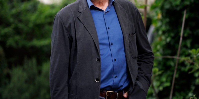 Walter Sittler im Senioren Ratgeber: Die Haltung 'Früher war alles besser' macht einen handlungsunfähig. - Foto: presseportal.de