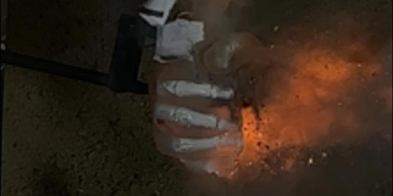 POL-DU: Stadtgebiet: Böller-Präventionskampagne der Polizei Duisburg - Finger weg, sonst Finger ab - Foto: presseportal.de