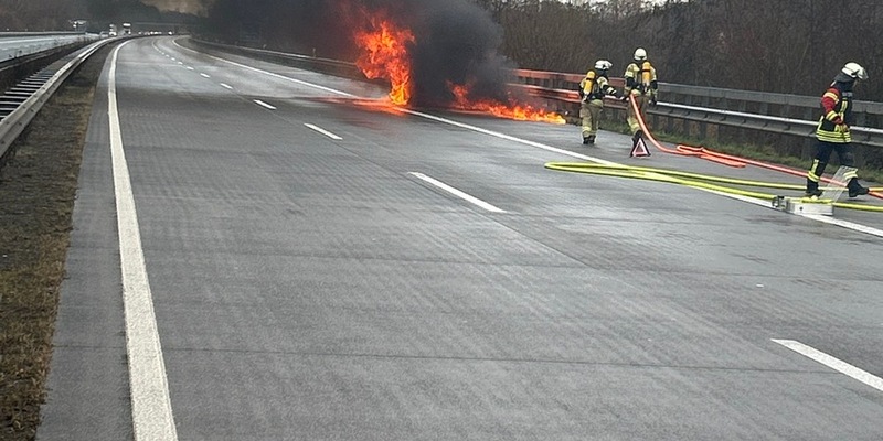 POL-PASTKL: Brennender PKW auf der BAB6 - Foto: presseportal.de