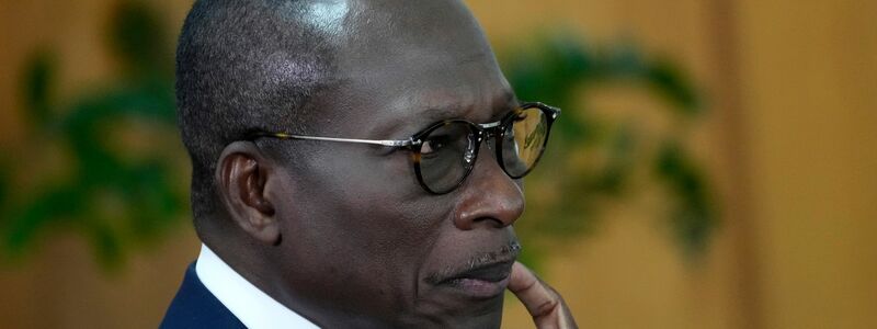 Benins Präsident Talon dankte den Streitkräften für das Verhindern des Staatsstreichs. (Archivbild) - Foto: Eraldo Peres/AP/dpa