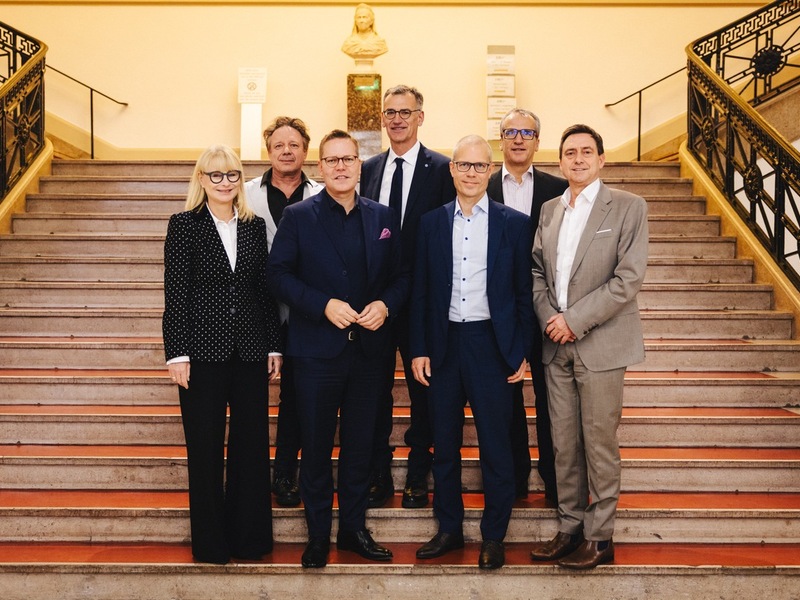 Strukturreformen mit spürbaren Ergebnissen / 26. Eppendorfer Dialog fordert ehrliche Debatte über die Grenzen des Gesundheitswesens - Foto: presseportal.de