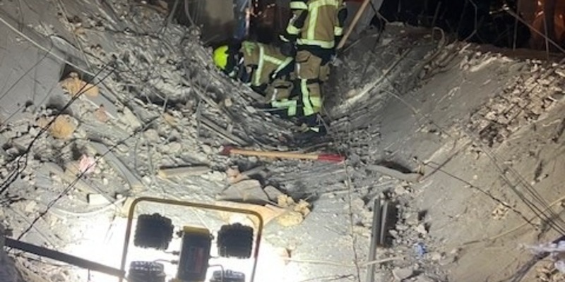 FW-OB: Eingestürzte Decke in Ladenlokal - Foto: presseportal.de