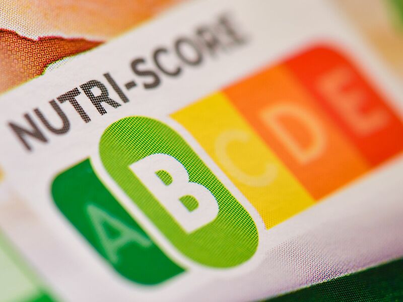 Laut einer Umfrage im Auftrag von Foodwatch ist der «Nutri-Score» inzwischen breit bekannt. (Symbolbild)  - Foto: Patrick Pleul/dpa-Zentralbild/dpa