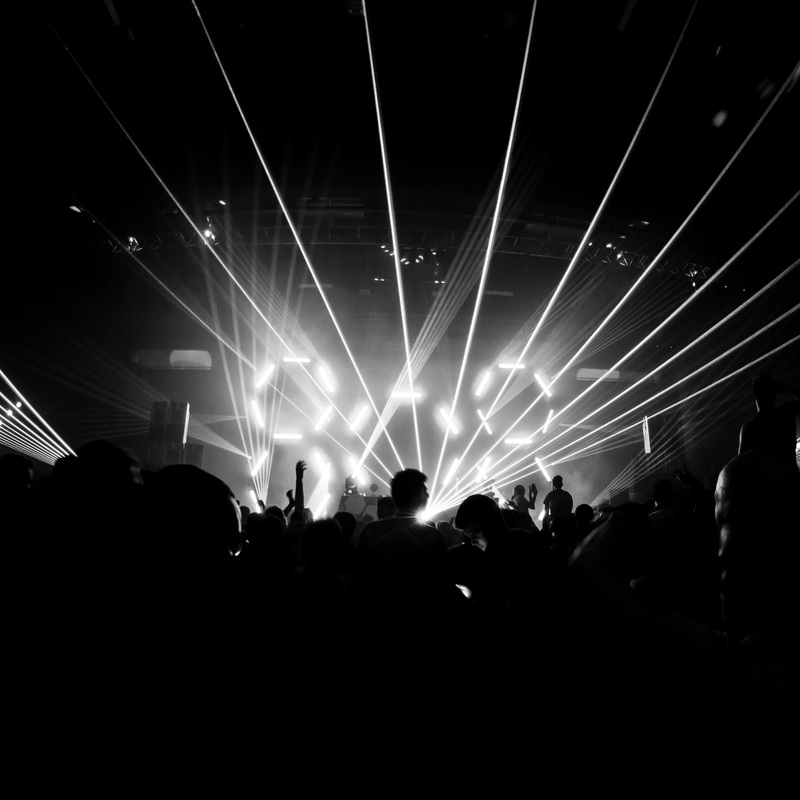 PDF-Chaos, Adobe, Acrobat, Standard, Büroleben, Wichtige, PDFs, Baustelle, Posteingang, Kommentare - Foto: THN