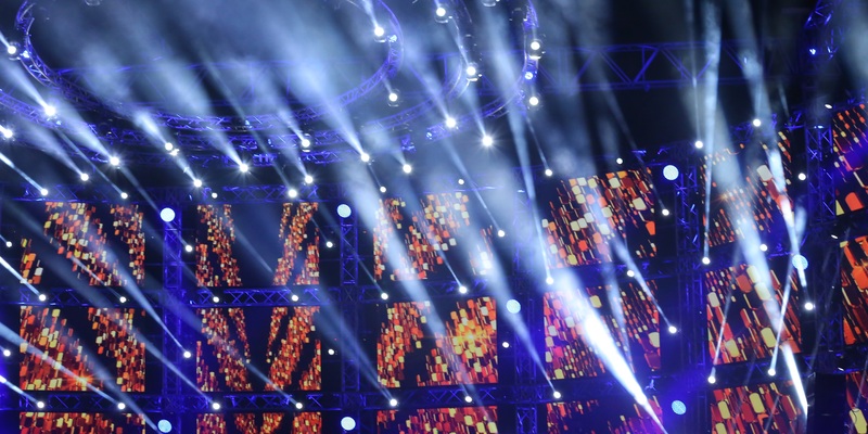 stage-light-4019063.jpg - Foto: THN