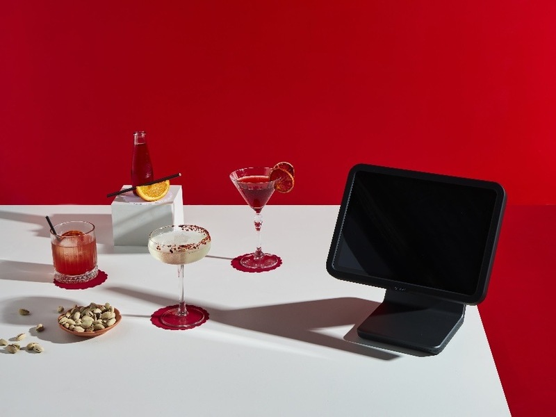 Erst über Lebkuchen meckern, dann schon Weihnachtsfeier planen - Deutsche starten früh ins Fest / Lightspeed-Umfrage zeigt: Preis spielt die Hauptrolle, zwei Drittel feiern mehrfach, aber günstig - Foto: presseportal.de