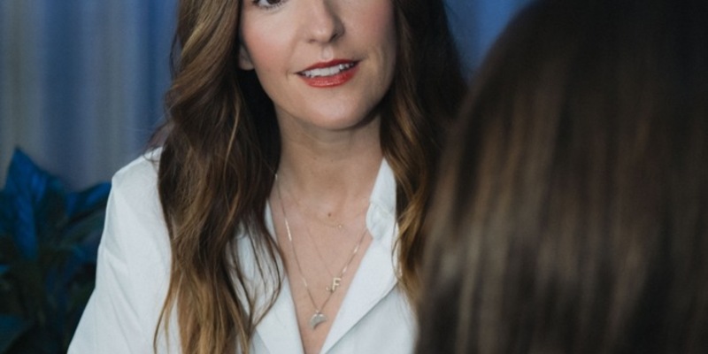 Gleichberechtigt statt zerrissen: Wie Care-Arbeit und Karriere wirklich vereinbar sind / Dritte Folge des Aptacare Deeptalk mit Johanna Klum - Foto: presseportal.de