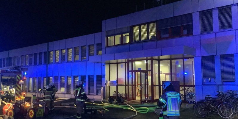 FW Mettmann: Kellerbrand in einer Asylunterkunft - Foto: presseportal.de