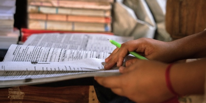 Weltweit können 93 Prozent der Jugendlichen lesen und schreiben - Foto: presseportal.de