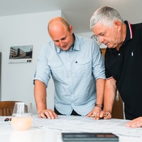 Vom Acker aufs Dach: Wie Ärzte und Apotheker jetzt klug in PV investieren - Foto: presseportal.de