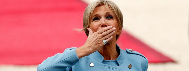 Nach jahrelanger Beziehung heirateten Emmanuel und Brigitte 2007. (Archivbild) - Foto: Yoan Valat/POOL EPA/AP/dpa