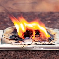 TÜV Rheinland: Lithium-Ionen-Akkus - weit verbreitet, aber mitunter gefährlich - Foto: presseportal.de