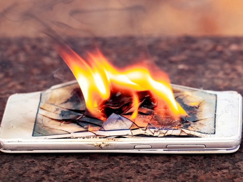 TÜV Rheinland: Lithium-Ionen-Akkus - weit verbreitet, aber mitunter gefährlich - Foto: presseportal.de