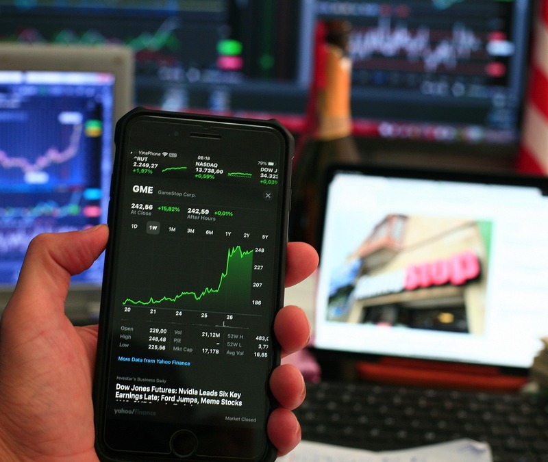 Commerzbank, Hype-Check, Comeback-Story, Börse, TikTok, Trading-Apps, Finanz-Flop, Kurs, Hype, Risiko - Foto: THN