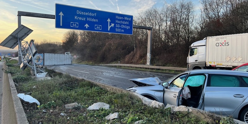 FW-HAAN: Brand eines Gefahrguttransporters auf der A 46 - Warnung für Bereich Mahnert - Foto: presseportal.de
