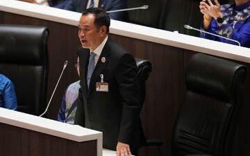 Regierungschef Charnvirakul beantragte die Auflösung des Repräsentantenhauses.  - Foto: Sakchai Lalit/AP/dpa