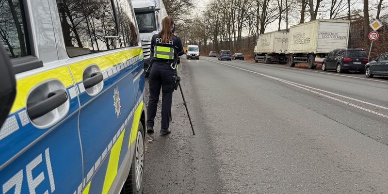 POL-UN: Schwerte - Polizei führt Verkehrskontrollen durch - Foto: presseportal.de