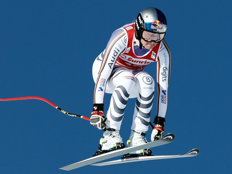 Emma Aicher zeigte im zweiten Rennen von St. Moritz eine famose Fahrt. - Foto: Gabriele Facciotti/AP/dpa