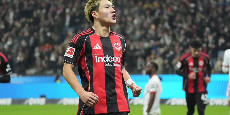 Ist mit der Entwicklung seines Teams nicht zufrieden: Dino Toppmöller. - Foto: Marc Schüler/dpa