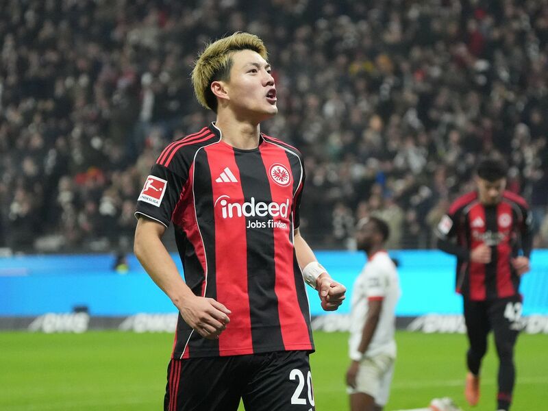 Ist mit der Entwicklung seines Teams nicht zufrieden: Dino Toppmöller. - Foto: Marc Schüler/dpa