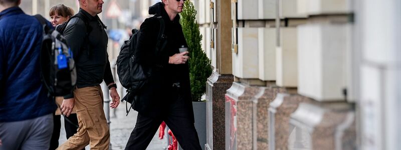 Die US-Delegation traf am Vormittag in Berlin ein. - Foto: Kay Nietfeld/dpa