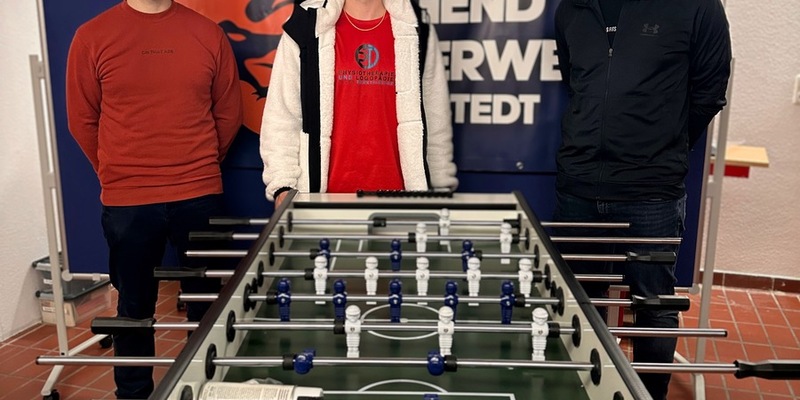 FW Helmstedt: Gemeinsame Weihnachtsfeier und Jahresabschluss der Ortsfeuerwehr Helmstedt - Foto: presseportal.de