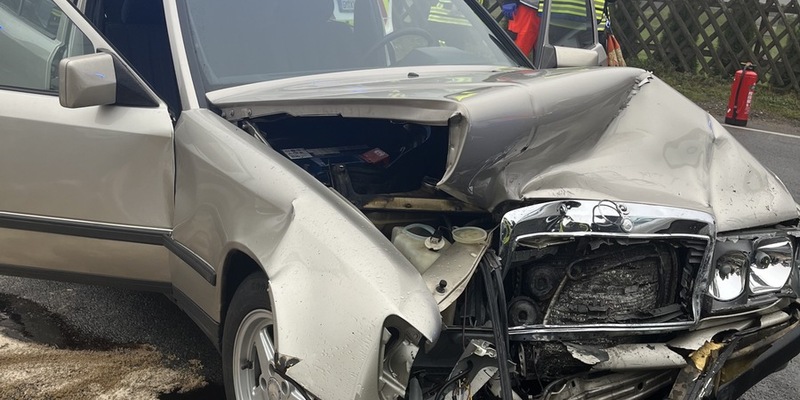 POL-GM: 63-Jähriger bei Autounfall schwer verletzt - Foto: presseportal.de