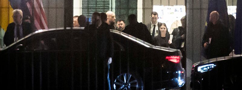 Die Bemühungen um einen Frieden gehen am Montag in Berlin weiter. - Foto: Christoph Soeder/dpa