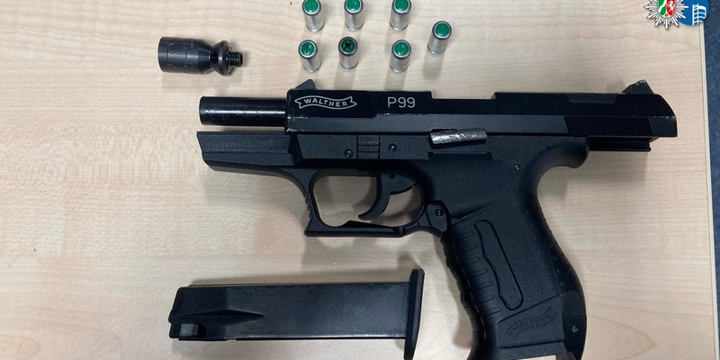 POL-OB: Aufmerksame Zeugen meldeten Person mit Schusswaffe - Foto: presseportal.de