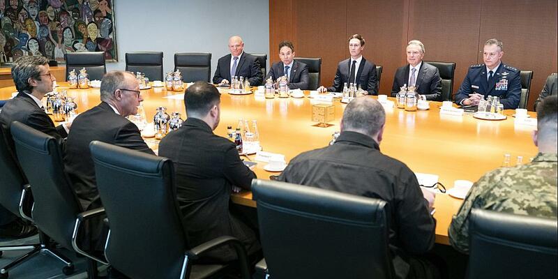 Ukraine-Treffen im Kanzleramt am 14.12.2025 - Foto: Handout Bundesregierung/Guido Bergmann, Text: über dts Nachrichtenagentur