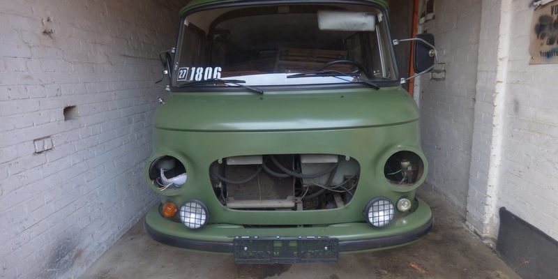 POL-HRO: Fahrzeugteile von DDR-Bus Barkas B1000 aus Garage gestohlen - Foto: presseportal.de