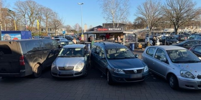 POL-ROW: Senior erfasst zwei Fußgänger beim Wümme-Park: Zwei Menschen schwer verletzt - Foto: presseportal.de